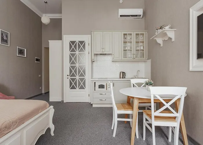 Maisonº11 4* Odessza